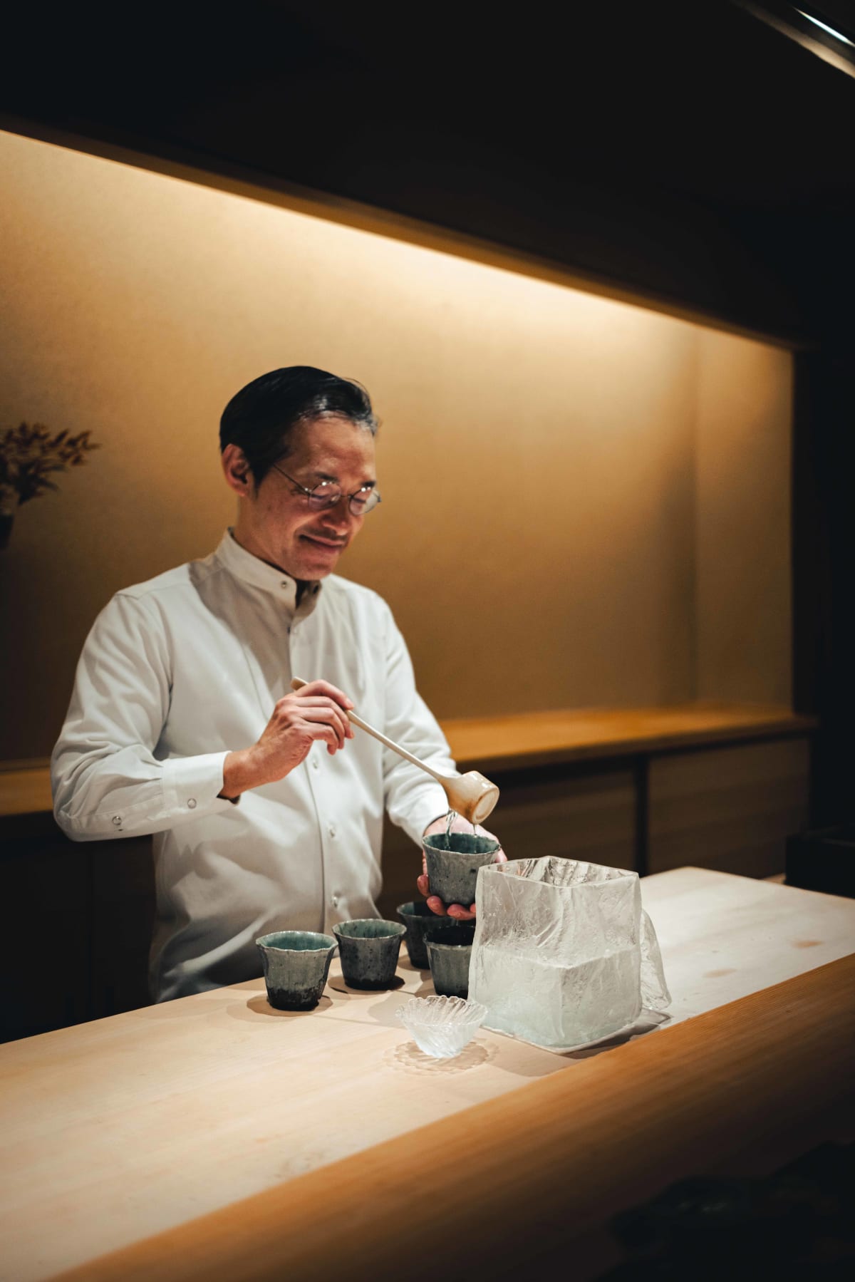 Myoujyaku, Tokyo: the vessel brought to the counter