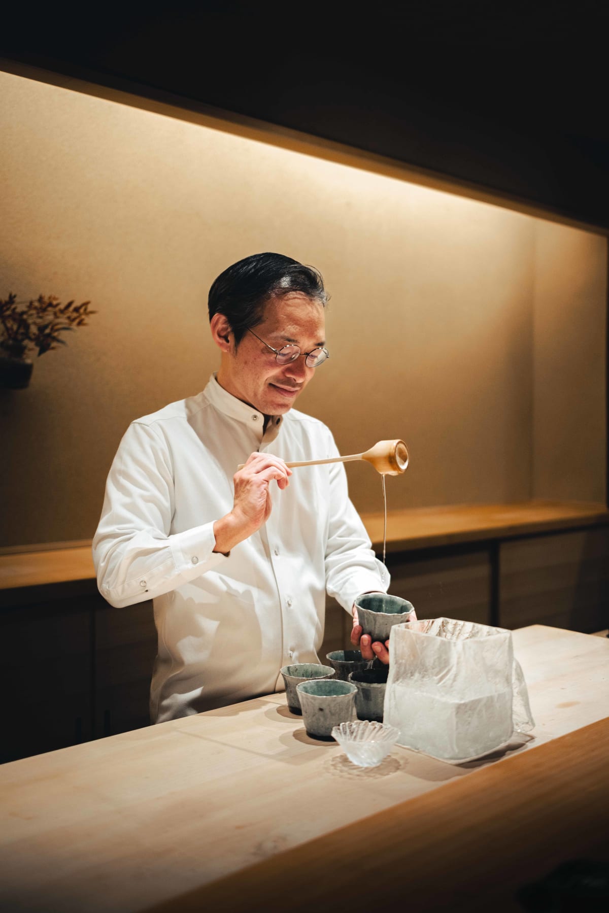 Myoujyaku, Tokyo: further views of the pour