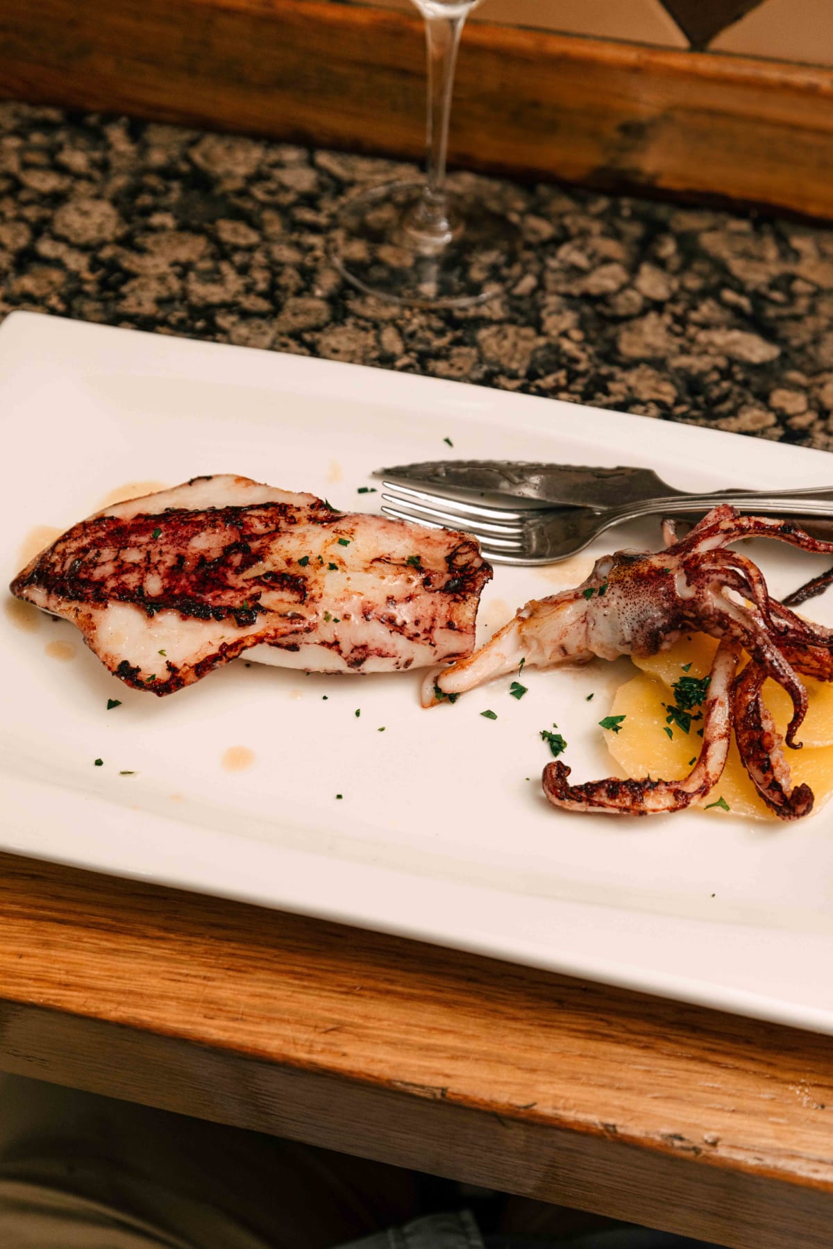 Ganbara, San Sebastián: the grilled txipis
