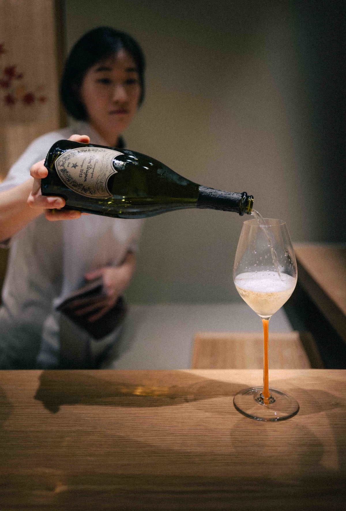 Mitou, Seoul: pouring the Dom Pérignon