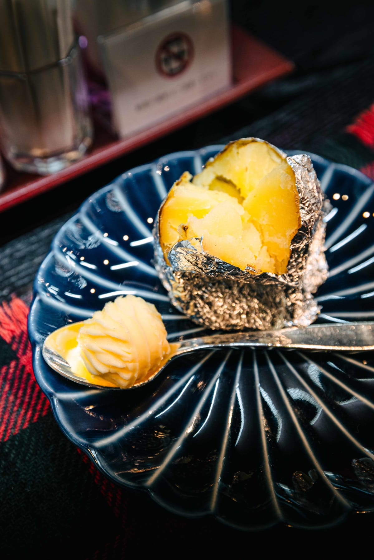 Kuishinbo Yamanaka, Kyoto: the potato in its foil from another angle