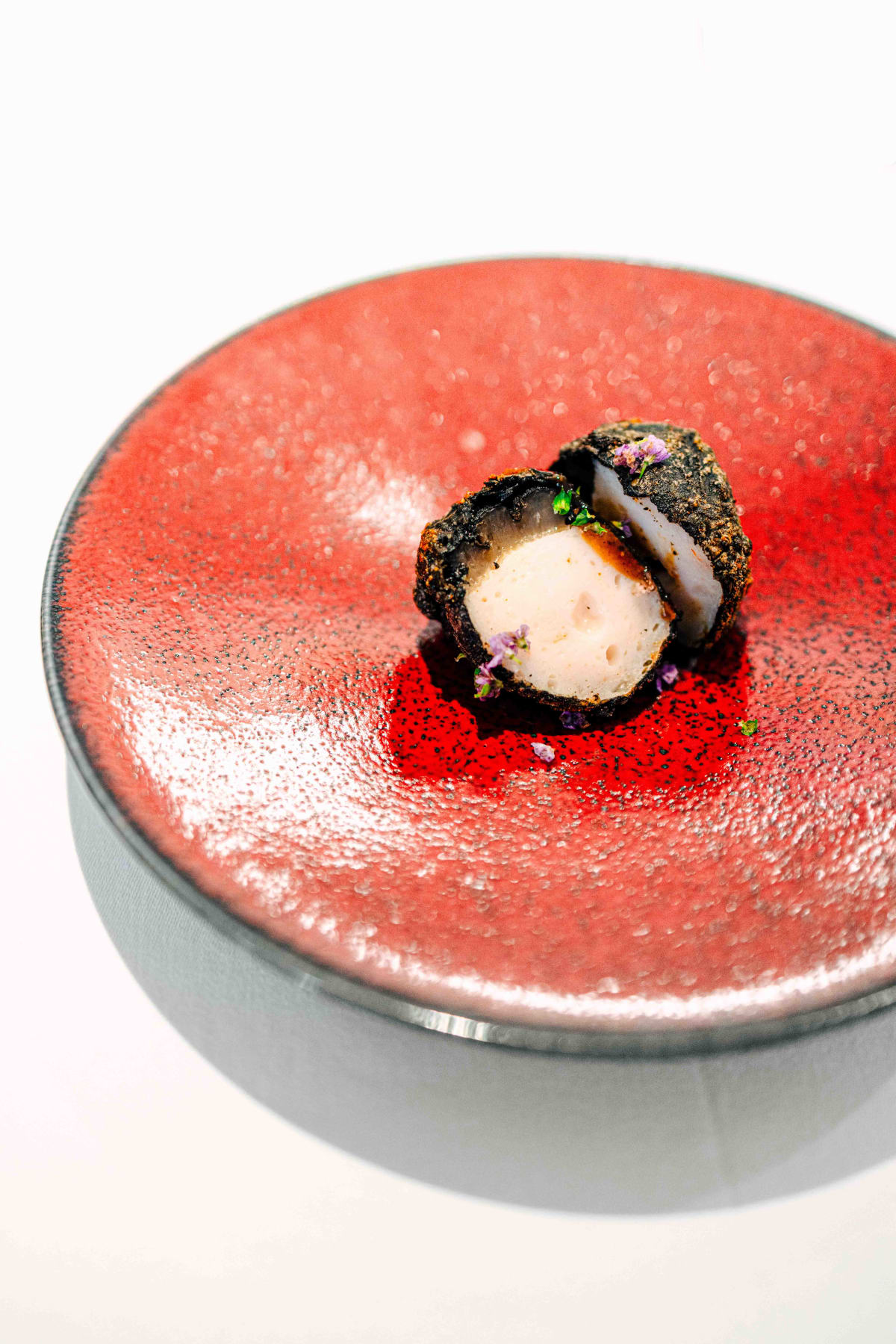 JEE, Hong Kong: the sea cucumber cut open to show the shrimp mousse inside