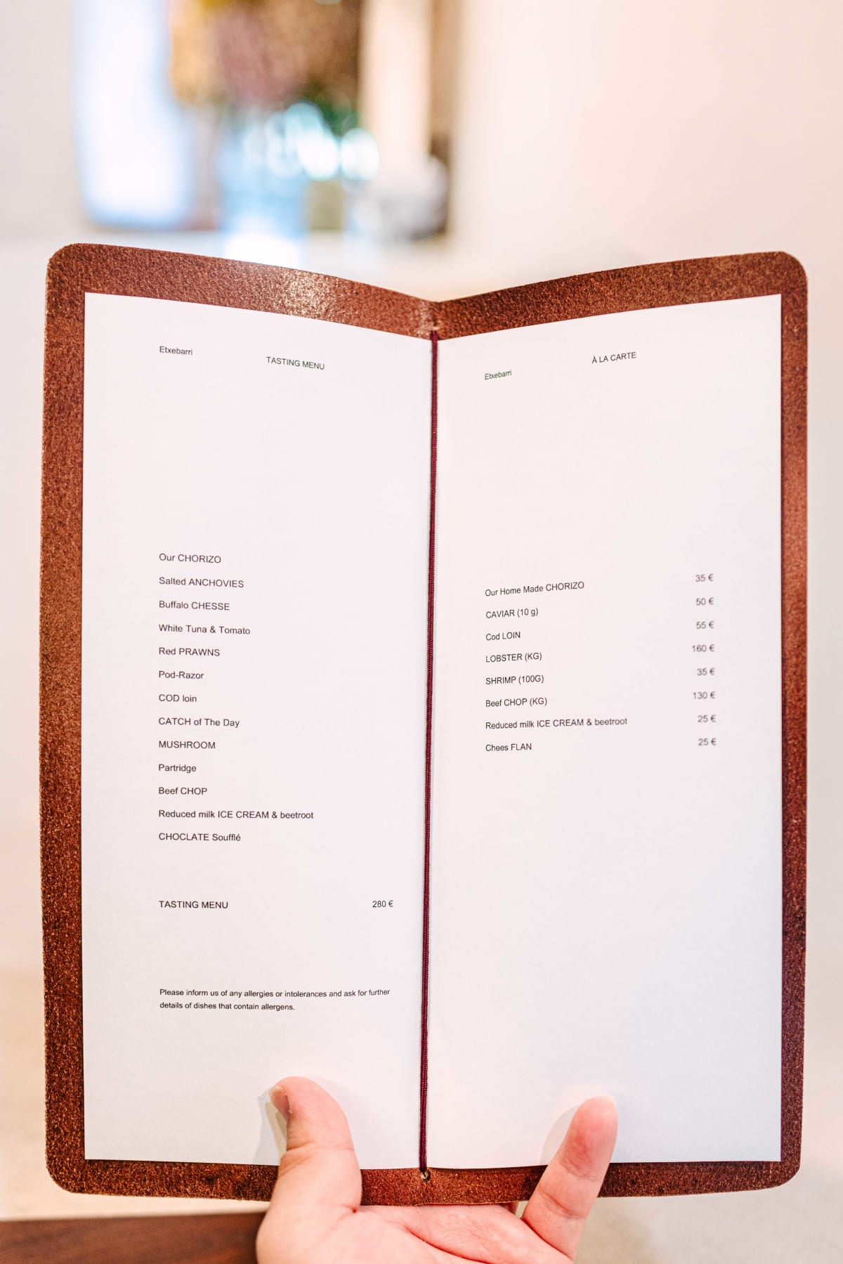 Asador Etxebarri, Axpe: the menu, the tasting course on the left and the à la carte on the right