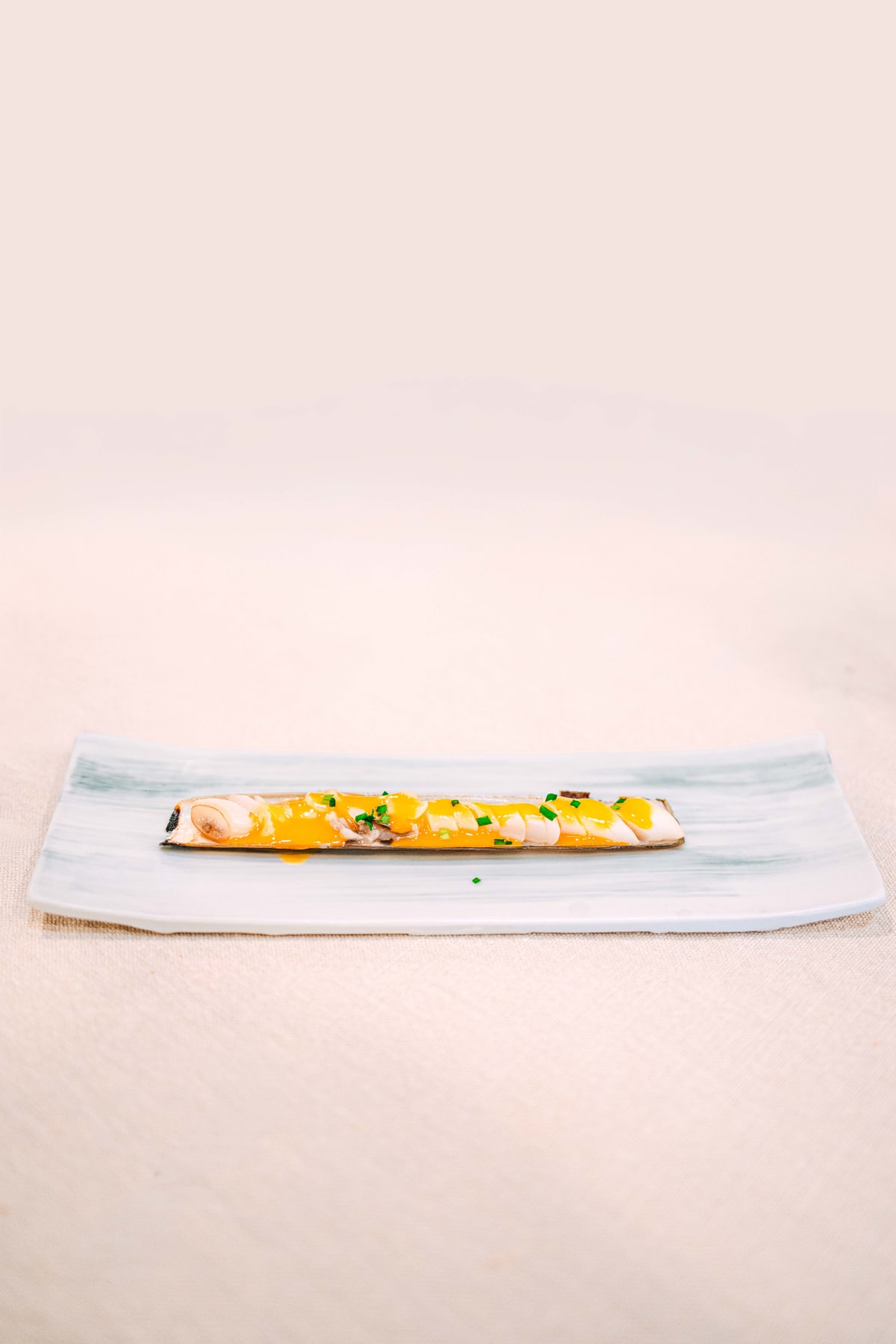Asador Etxebarri, Axpe: the razor clam with its sauce