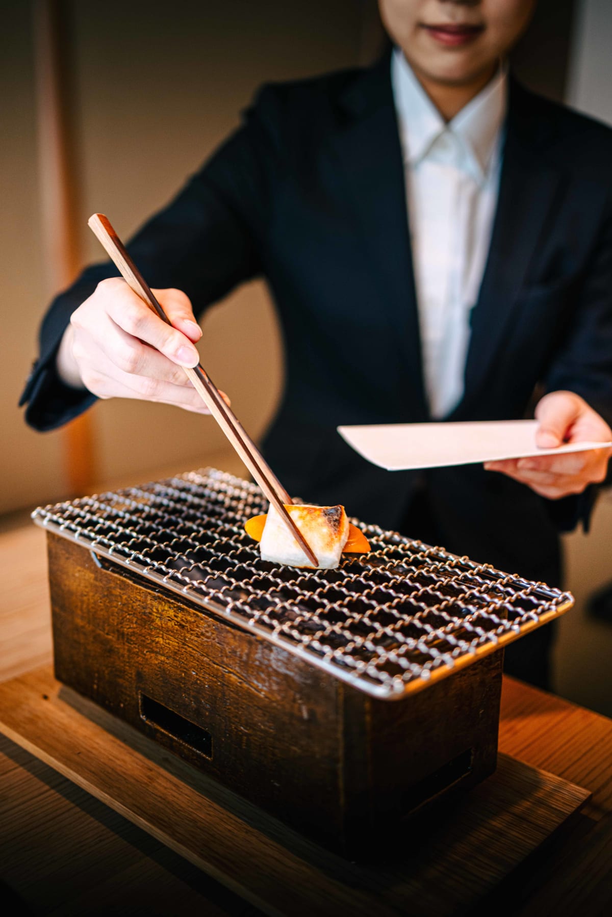 Matsukawa, Tokyo: The Brazier In The Room (5)