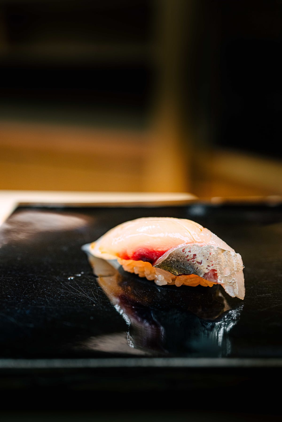 Nihonbashi Kakigaracho Sugita, Tokyo: shima-aji, sawara and kasugo nigiri, one after another
