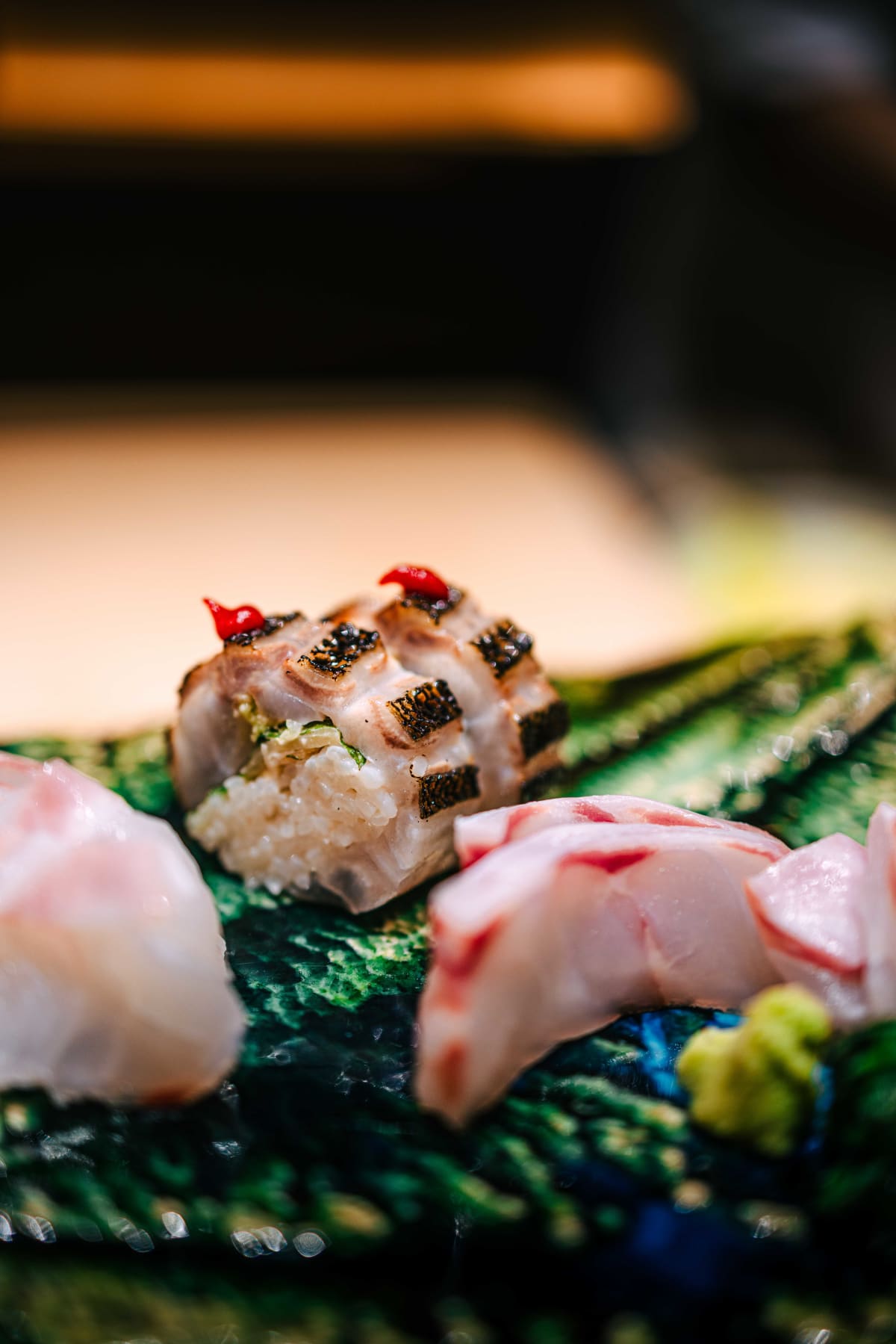Mitou, Seoul: the benjari bozushi with its seared skin