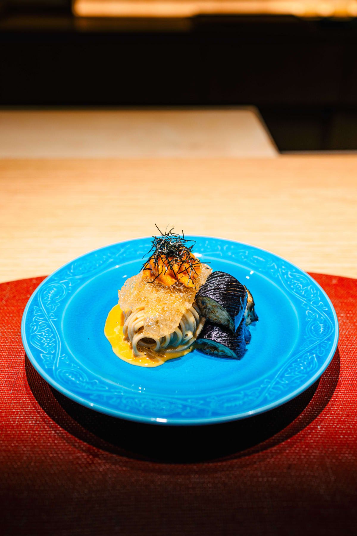 Mitou, Seoul: the uni soba on its blue plate
