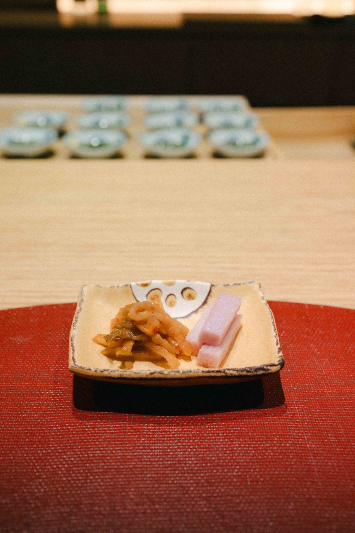Mitou, Seoul: pickles served with the mizutaki