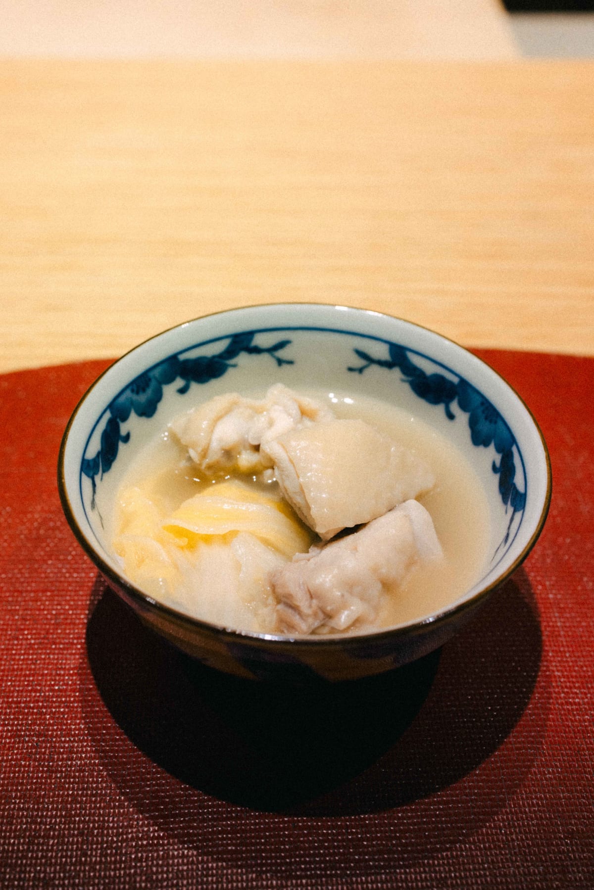 Mitou, Seoul: the first bowl of mizutaki with chicken thigh