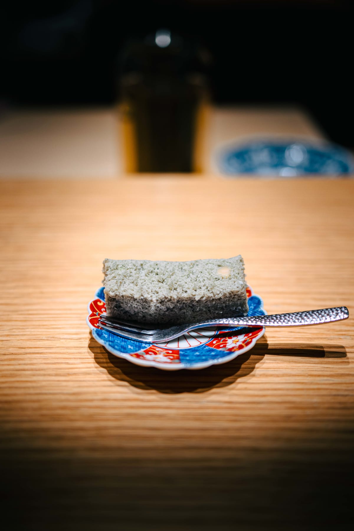 Mitou, Seoul: jeungpyeon on a painted plate