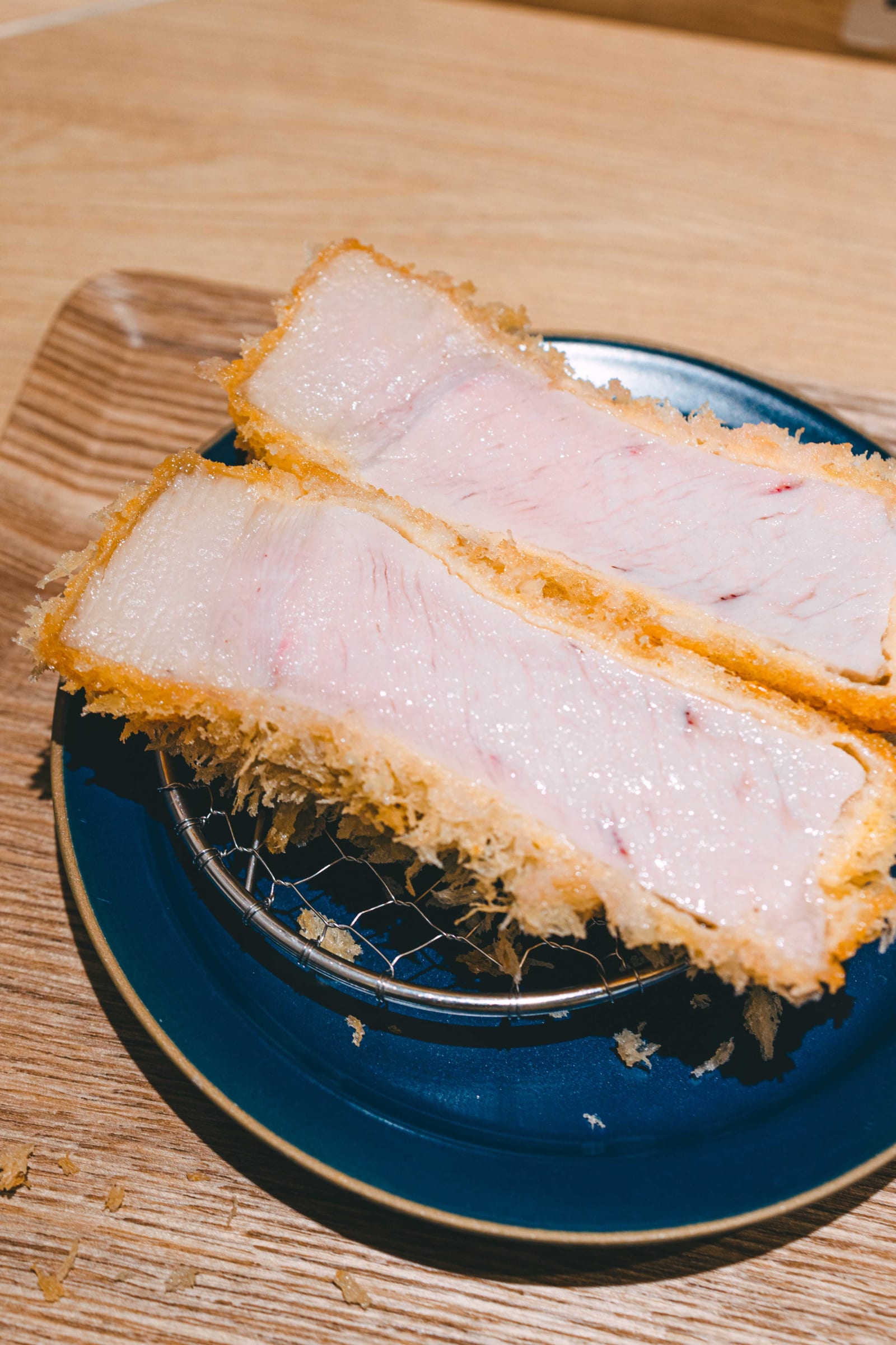 Tonkatsu Narikura, Tokyo: The Exception (1)