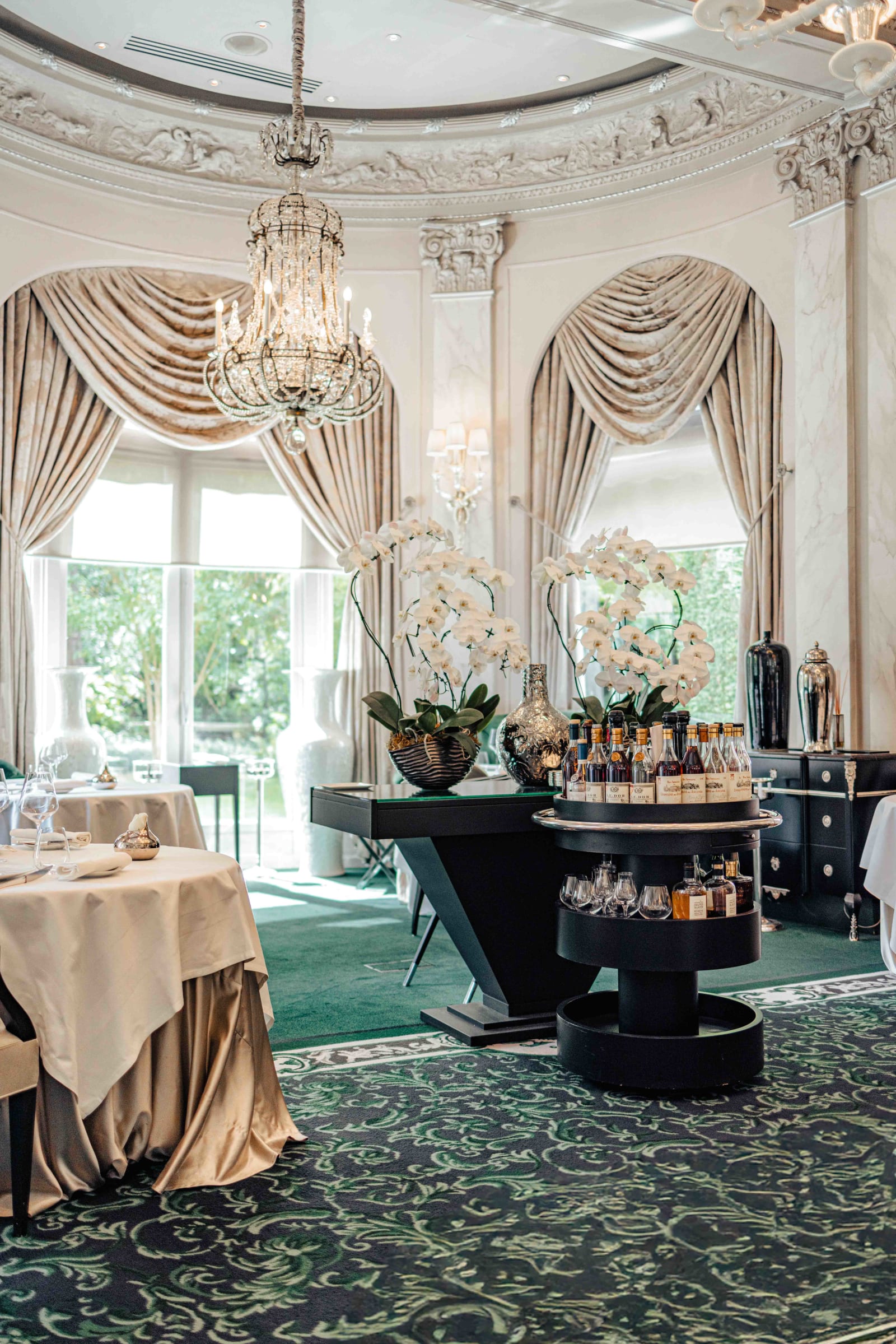 Le Pré Catelan, Paris: The Setting (1)