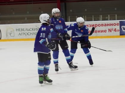 12 матчей хоккейного первенства ДФО примет сахалинский "Кристалл" в декабре