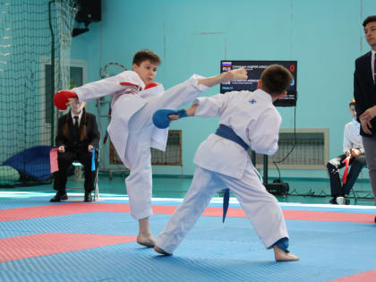 В Южно-Сахалинске прошло первенство спортивной школы восточных видов единоборств по каратэ