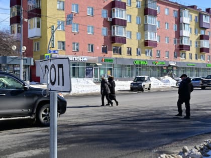 Депутаты Городской Думы провели выездное совещание на двух улицах Южно-Сахалинска по обращениям жителей