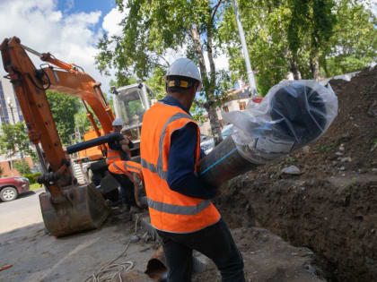 Более 12 км коммунальных сетей отремонтировали в Южно-Сахалинске с начала года