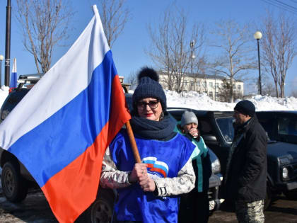 В Углегорском районе прошел автопробег в поддержку спецоперации и участвующих в ней бойцов