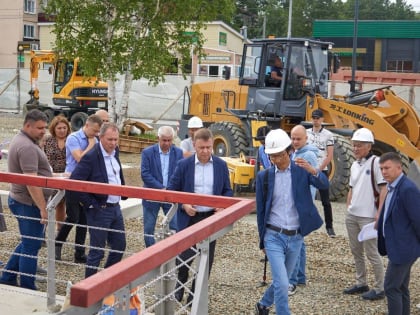 В Южно-Сахалинске готовятся к сдаче первого этапа благоустройства набережной р. Рогатка