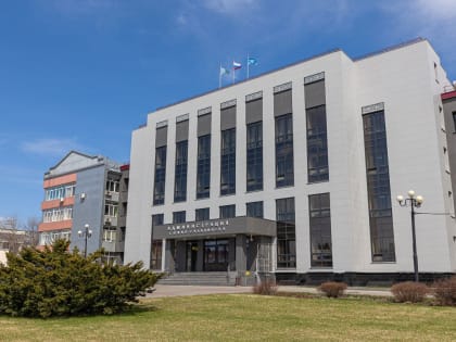 Южносахалинцев приглашают принять участие в двух конкурсах патриотической направленности