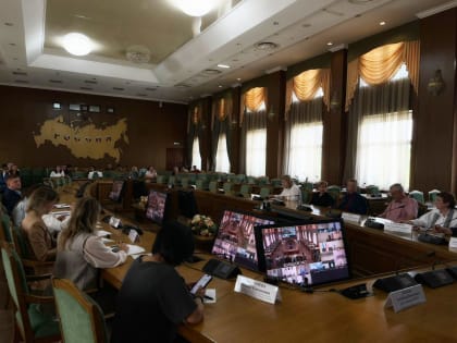 Семинар о просвещении в ЖКХ прошел в Южно-Сахалинске