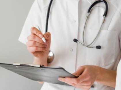 Губернатор Лимаренко взял на личный контроль вопросы здравоохранения семерых сахалинцев