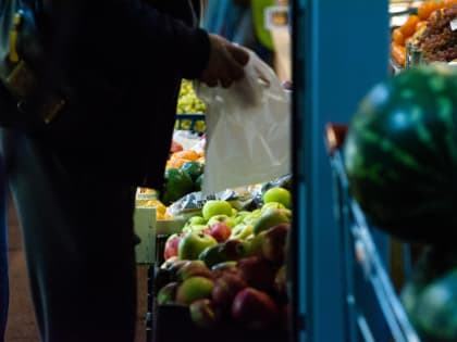 В охинских магазинах подросла в цене плодоовощная продукция