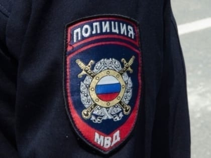 Сотрудник автосервиса в Смирных попал под следствие из-за угона иномарки