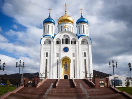 "Кровля сильно протекает": главный храм Южно-Сахалинска отремонтируют на деньги мецената