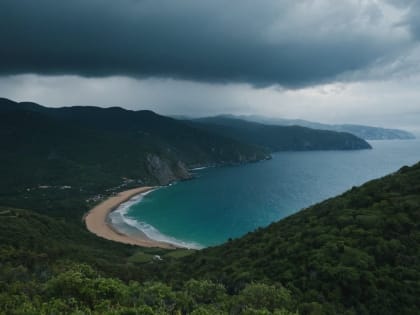 Пасмурно, прохладно, дожди: прогноз погоды в Сахалинской области на 7 июля