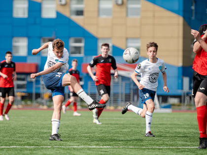 Богдан Данилин – лидер гонки бомбардиров ЮФЛ-ДВ