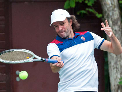 Мастера большого тенниса показали класс