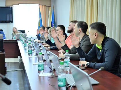 Заседания постоянных комитетов начались в Городской Думе