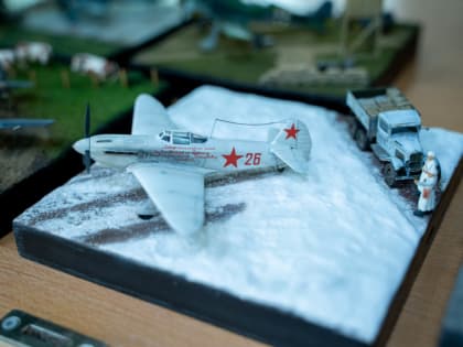 Выставка моделей боевой техники периода Второй мировой войны открылась в СахОУНБ
