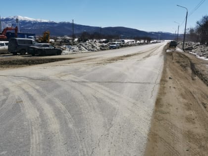 В Южно-Сахалинске усилен контроль за случаями выноса грязи колесами автомобилей на улицы города