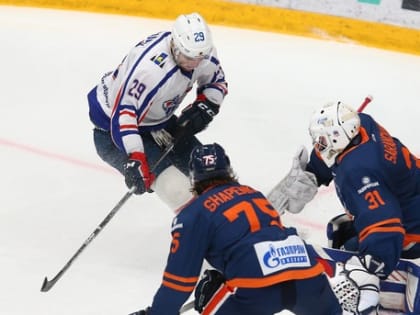 «Сахалинские акулы» одержали волевую победу в Санкт-Петербурге