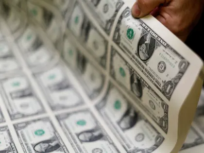 Нацбанк Украины продал рекордные 5,3 миллиарда долларов на валютном рынке