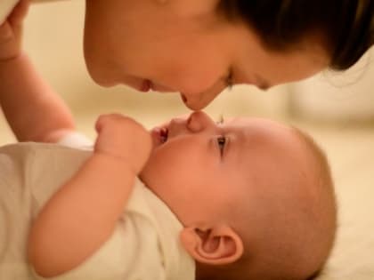 Сахалинцам напомнили о важности сохранения здоровья матери и ребенка