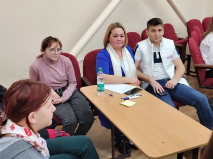 Сахалинские Молодогвардейцы провели выездной семинар «Возможности при построении карьеры» в рамках проекта «Моя карьера»