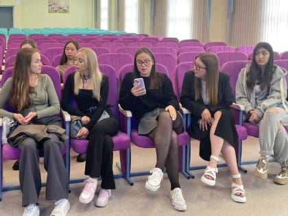 Медицинский студотряд. Этим летом студенты – пятикурсники Тихоокеанского государственного медуниверситета будут помогать врачам вести приём пациентов