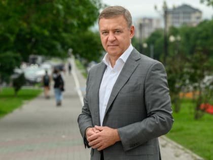 Сергей Надсадин поздравил южносахалинцев с Днем молодежи