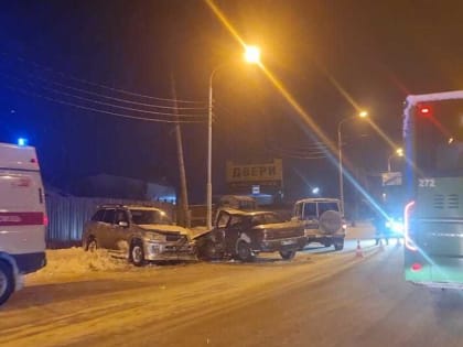 Сахалинцев после аварии развозили на 