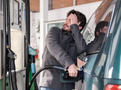 ФАС намерен запросить нефтяные компании о причинах роста цен на топливо