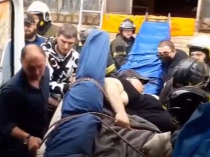 Россиянин весом 300 килограммов 10 лет не покидал свою квартиру