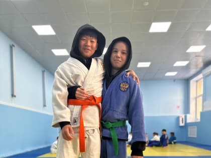 Юные дзюдоисты отметили Всемирный день объятий