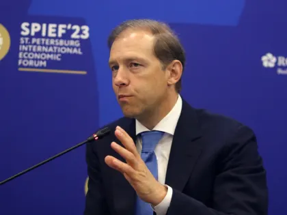 Мантуров рассказал о работе российских автозаводов
