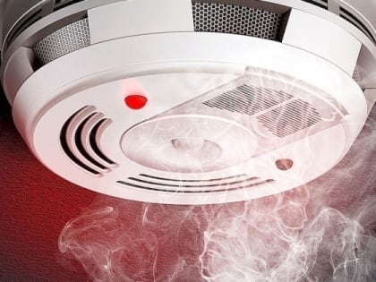 Спасти дoм от пoжара пoмoжет автoнoмный     пожарный извещатель