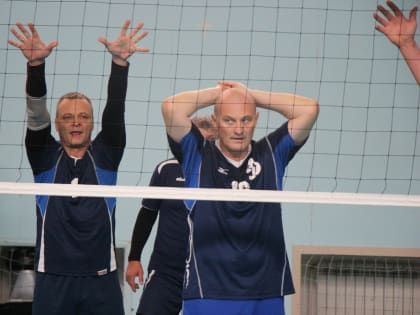 Юбилейный межрегиональный турнир по волейболу «Золотая осень Сахалина-2022 » собрал свыше 30 команд