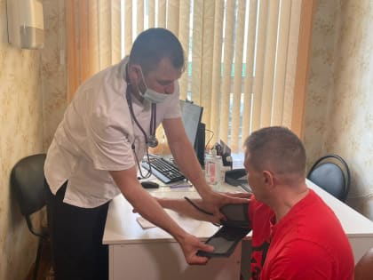 На прием к узким специалистам попадает всё больше жителей островных районов