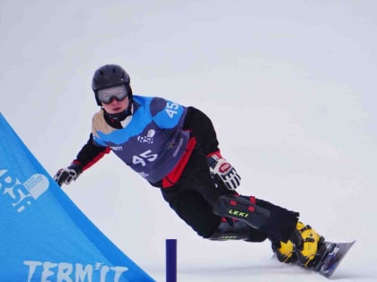 Радуют результатами. Сахалинские сноубордисты завоевали шесть медалей первенства России